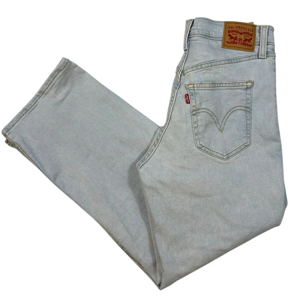 Levi’s Women’s Ribcage Ankle Straight Button Fly Light Wash Jeans | Size 28x27